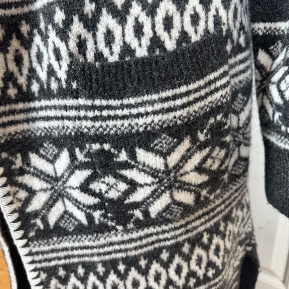 NWT Aspen Black and White Hooded Cardigan - Picture 8 of 11